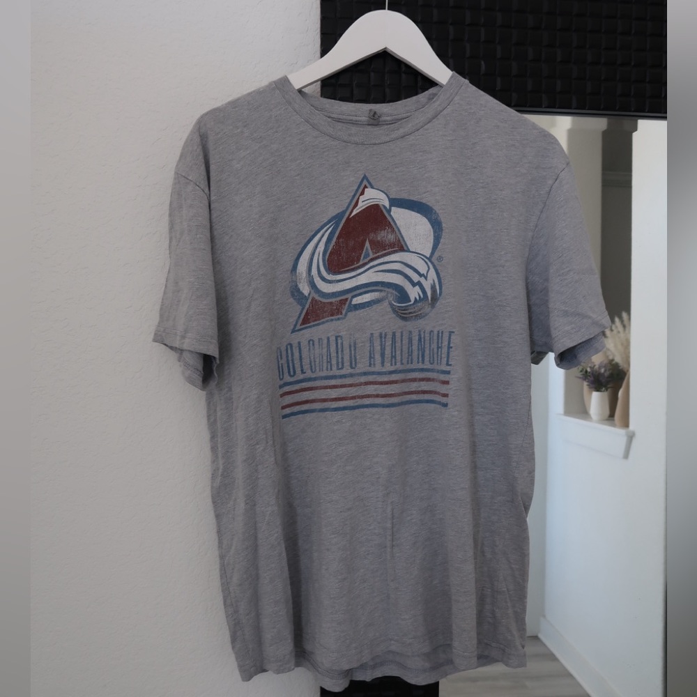 Colorado Avalanche Graphic Tee